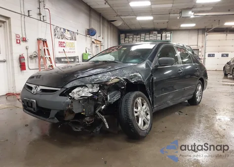 2007 Honda Accord 2.4 Ex z USA, uszkodzony, nr VIN 1HGCM568X7A139294